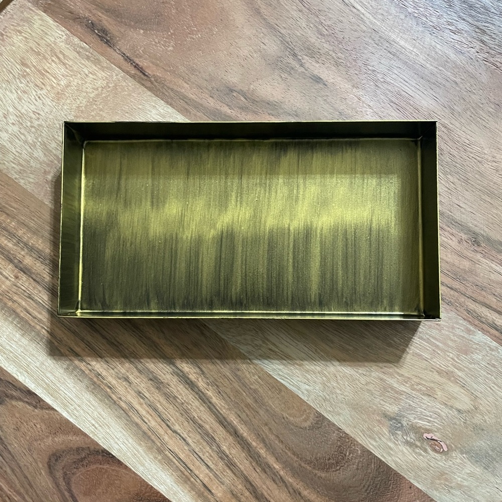 Matte Gold Make-Up Jewelry Candles Key Decor Tray